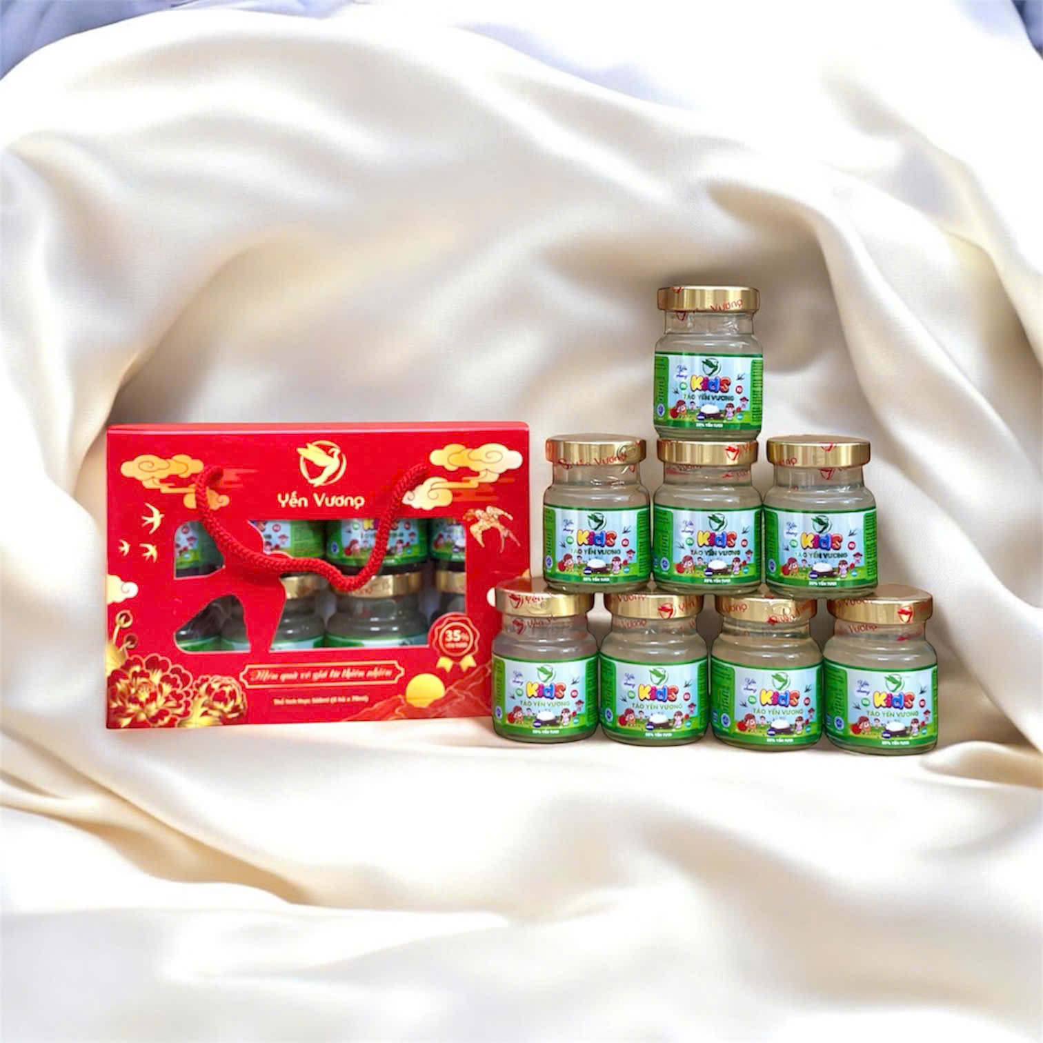 Lốc 8 hũ yến Vương 70ml Kids Táo